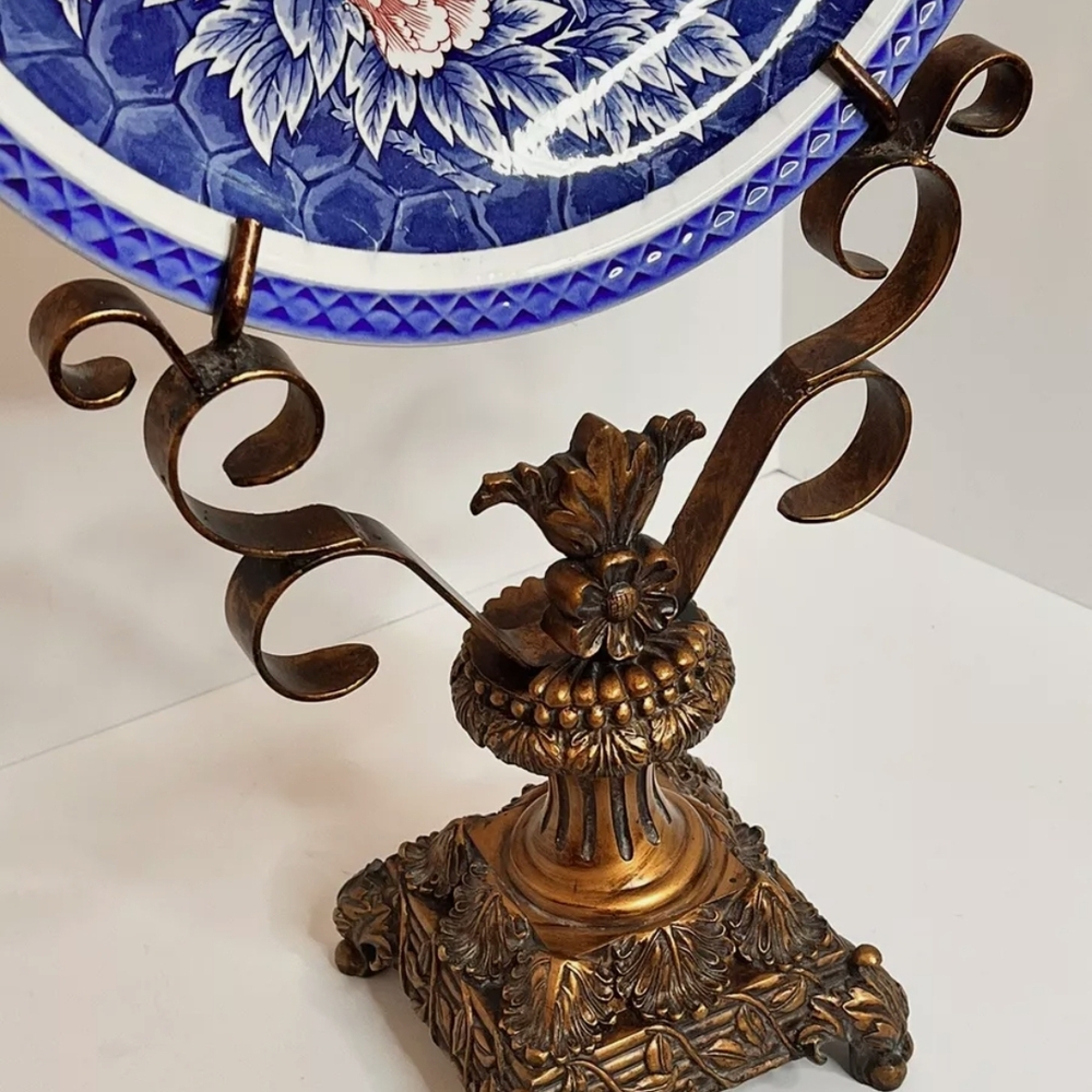 Plate  Stand - Picture 2 of 5